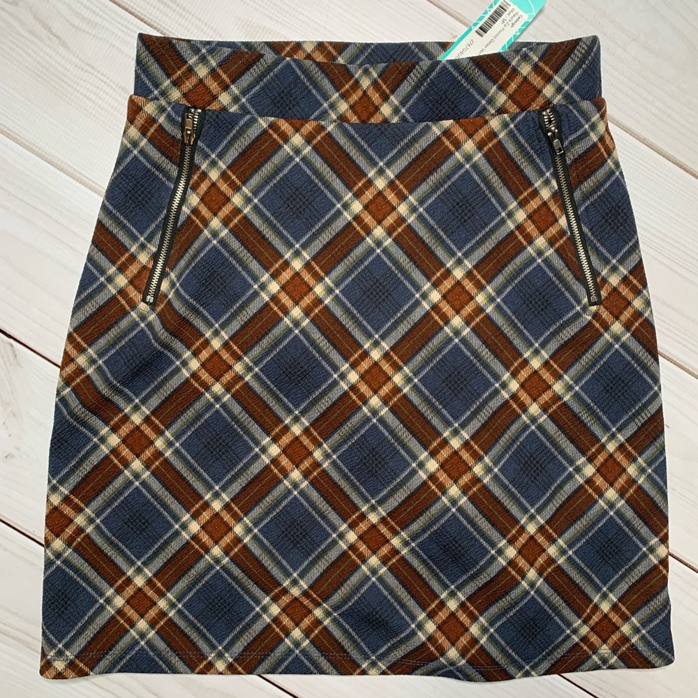 NWT Kaileigh Maura Zip Pocket Detail Skirt - Stitch Fix - Size Small